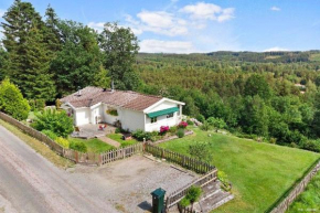 House with beautiful lake view, Alingsås